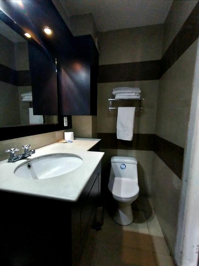Hotel Imperial Ambato Bagian luar foto