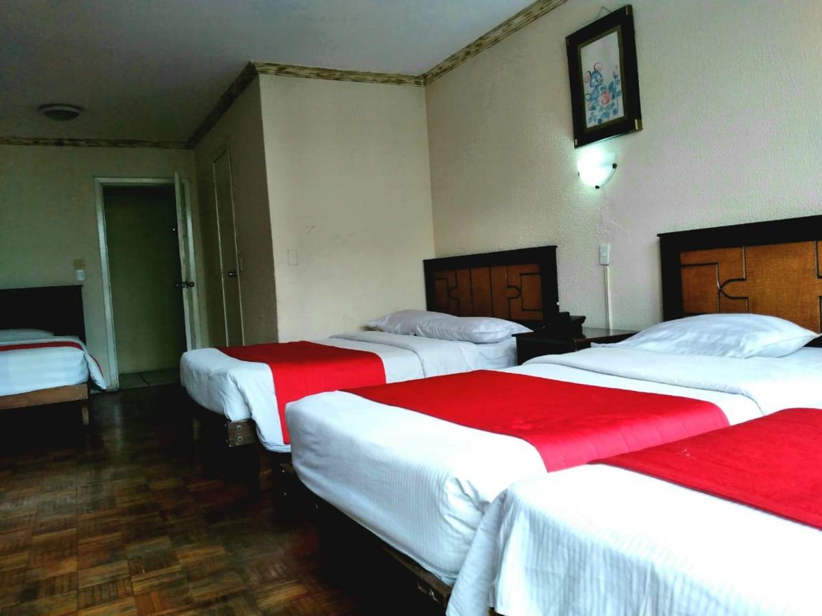 Hotel Imperial Ambato Bagian luar foto