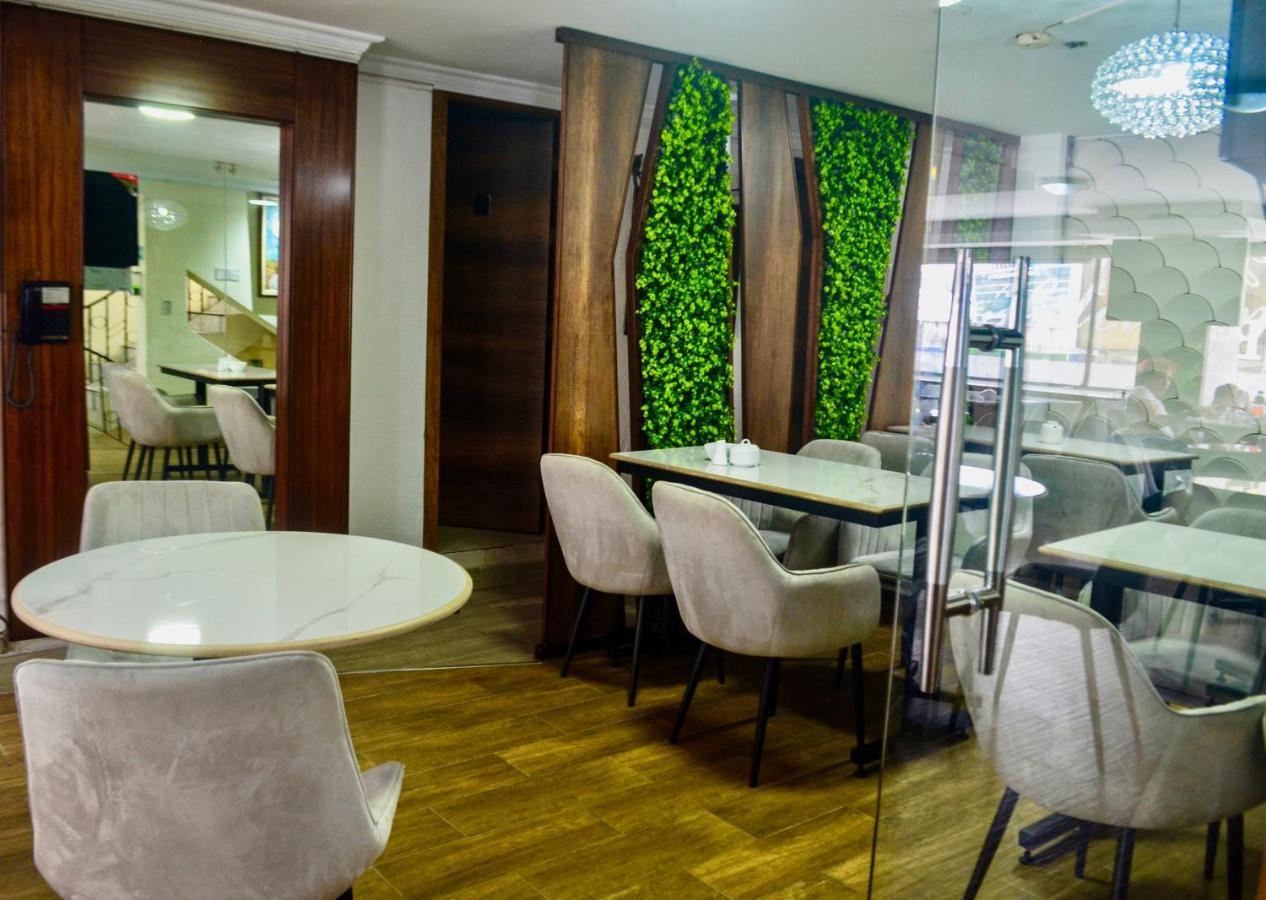 Hotel Imperial Ambato Bagian luar foto